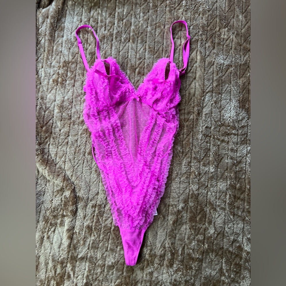 Victoria Secret Very Sexy Lace Peek A Book Teddy